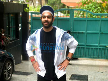 Photos: Varun Sharma, Manjot Singh, Elnaaz Norouzi and others snapped at the screening of Chutzpah