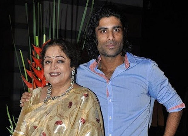 “Meri maa! If you bear with my nonsense for a bit she’ll land up”, says Sikander Kher as his Instagram video with Kirron Kher is all about mother-son goals “Meri maa! If you bear with my nonsense for a bit she’ll land up”, says Sikander Kher as his Instagram video with Kirron Kher is all about mother-son goals