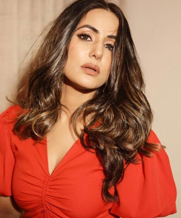 Hina Khan looks fiery in red jumpsuit with midriff cut-out worth Rs. 20,000