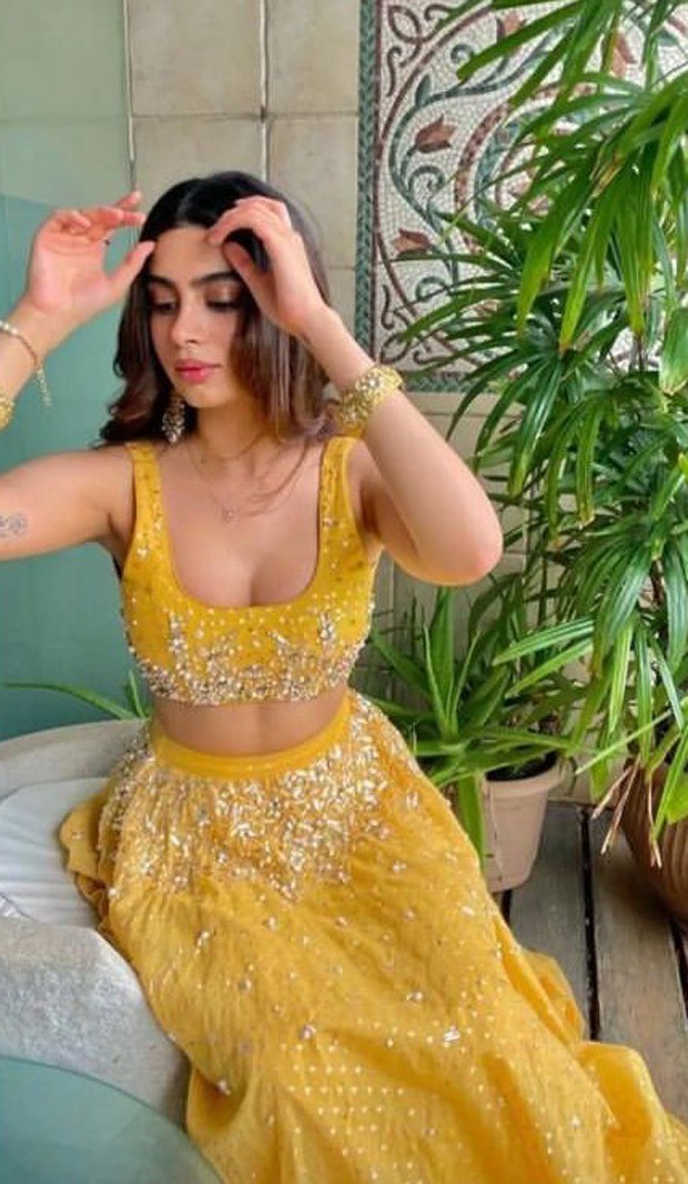 Khushi Kapoor looked stunning in a bright yellow lehenga worth nearly Rs. 40,000 at Rhea Kapoor's wedding