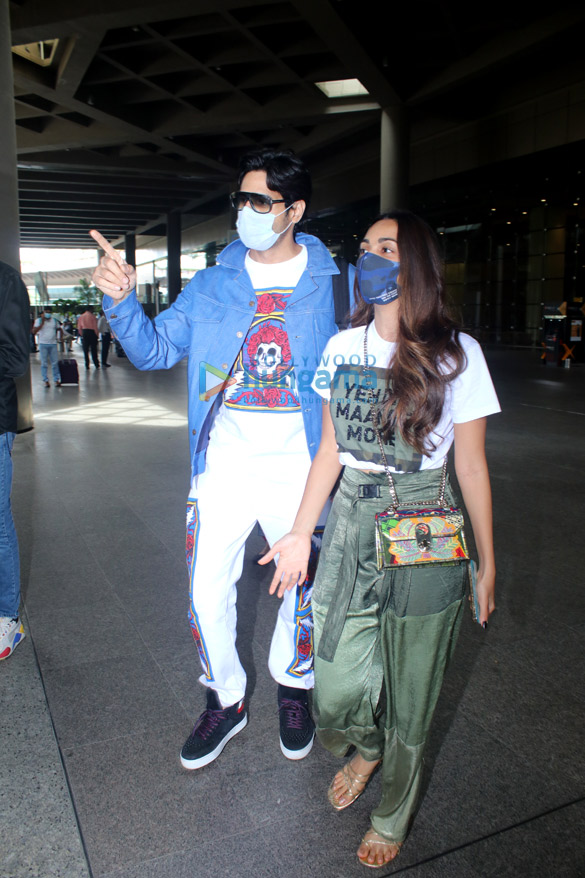 photos aamir khan kiran rao kiara advani and sidharth malhotra snapped at the airport 2