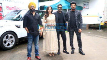 Photos: Ajay Devgn, Sharad Kelkar, Ammy Virk and Nora Fatehi snapped on sets of The Kapil Sharma Show promoting their film Bhuj – The Pride Of India