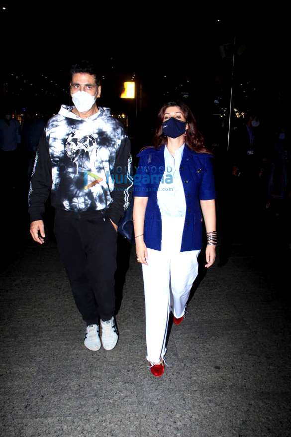 photos akshay kumar twinkle khanna vaani kapoor and others snapped at the airport 5