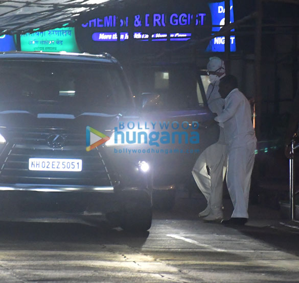 photos amitabh bachchan and shweta nanda snapped at lilavati hospital 3