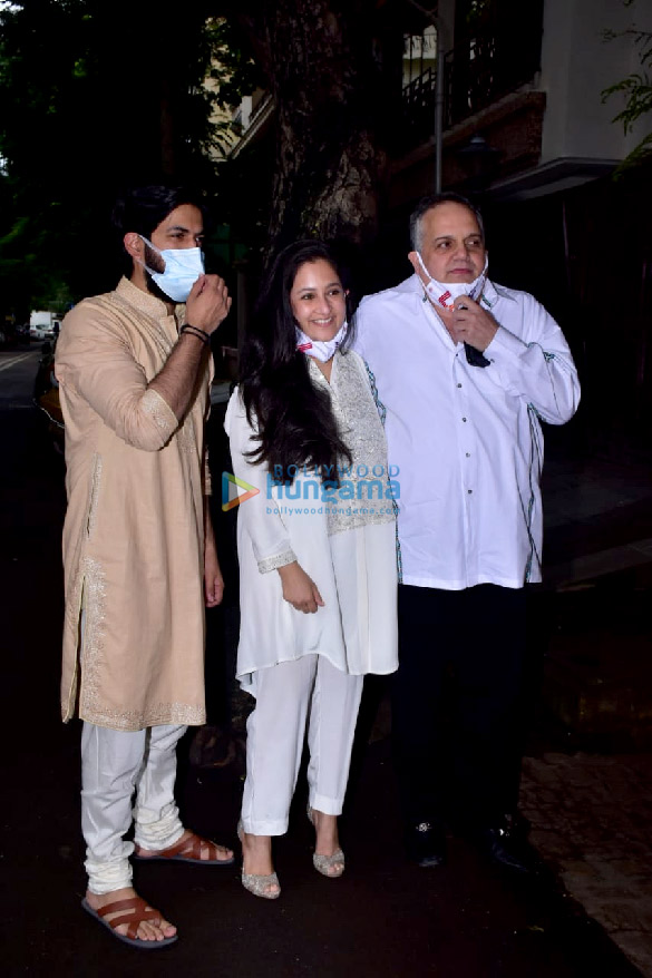 photos celebs snapped at rhea kapoors wedding party 1