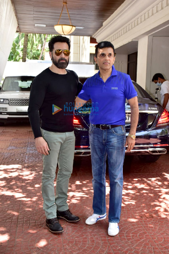 photos emraan hashmi and anand pandit snapped during chehre promotions 3