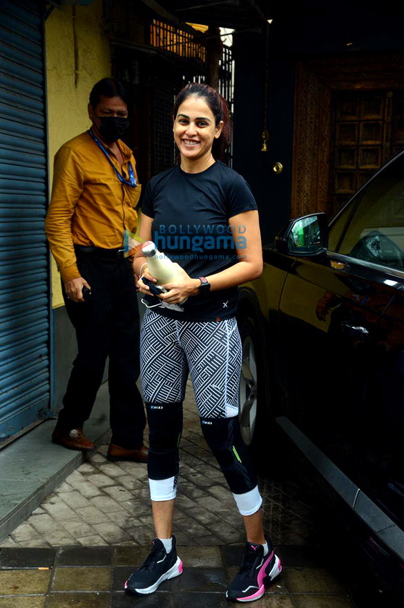 photos genelia dsouza and emraan hashmi spotted at the gym in bandra 3