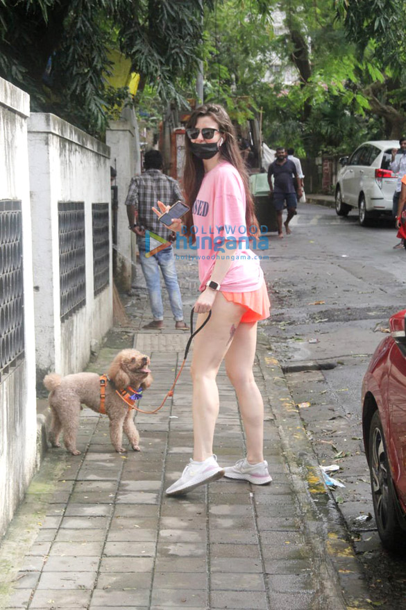 photos giorgia andriani spotted in bandra 2 4