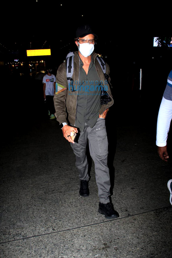photos hrithik roshan sanjana sanghi aditya roy kapur and others snapped at the airport 1