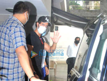 Photos: Hrithik Roshan spotted at a clinic in Bandra