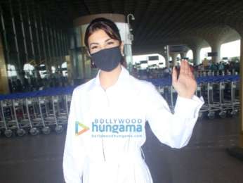 Photos: Jacqueline Fernandez, Mrunal Thakur, Kriti Kharbanda and Pulkit Samrat snapped at the airport