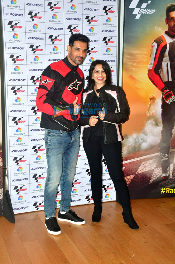 photos john abraham snapped at eurosport india event at discovery communication india office 4