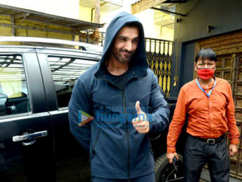 Photos: John Abraham snapped in Bandra