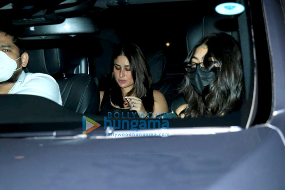 photos kareena kapoor khan karisma kapoor and amrita arora snapped in bandra 2