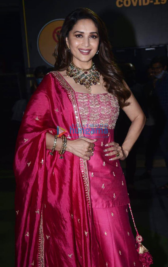 photos madhuri dixit urmila matondkar and others snapped at filmistan studio 1