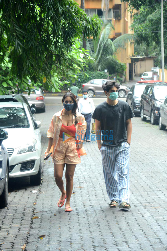 photos malaika arora and her son arhaan khan snapped in bandra 1