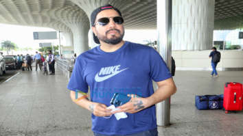 Photos: Mika Singh, Shirley Setia and Aly Goni snapped at the airport