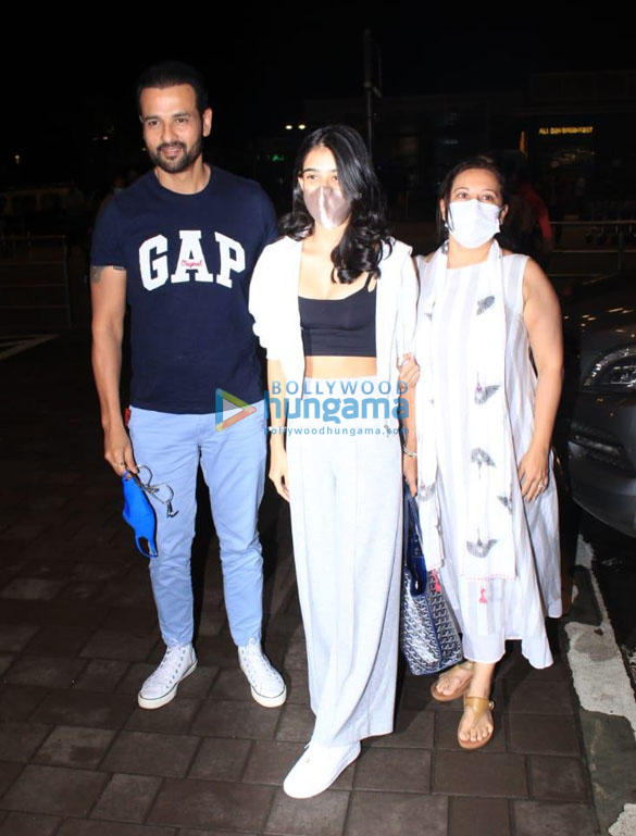 photos ronit roy and rohit roy snapped at the airport 3