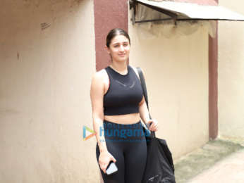 Photos: Sara Ali Khan, Khushi Kapoor and Dhvani Bhanushali spotted at gym Bandra