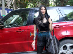 Photos: Shruti Haasan spotted at Bandra