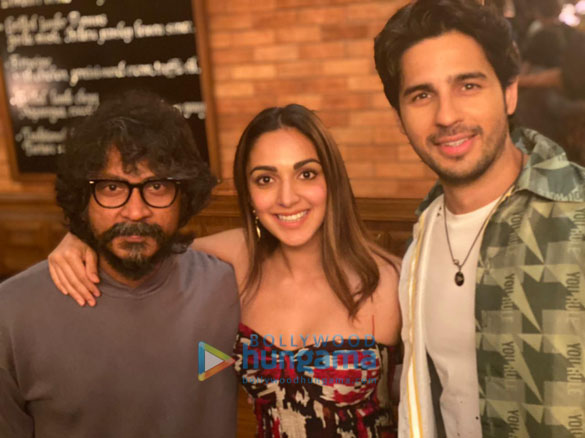 photos sidharth malhotra kiara advani and the rest of the cast celebrate the success of their film shershaah 4