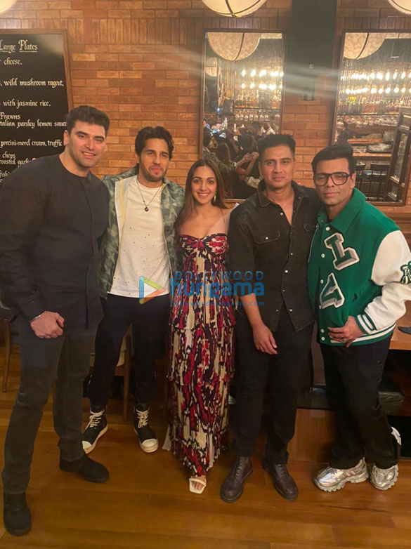 photos sidharth malhotra kiara advani and the rest of the cast celebrate the success of their film shershaah 5