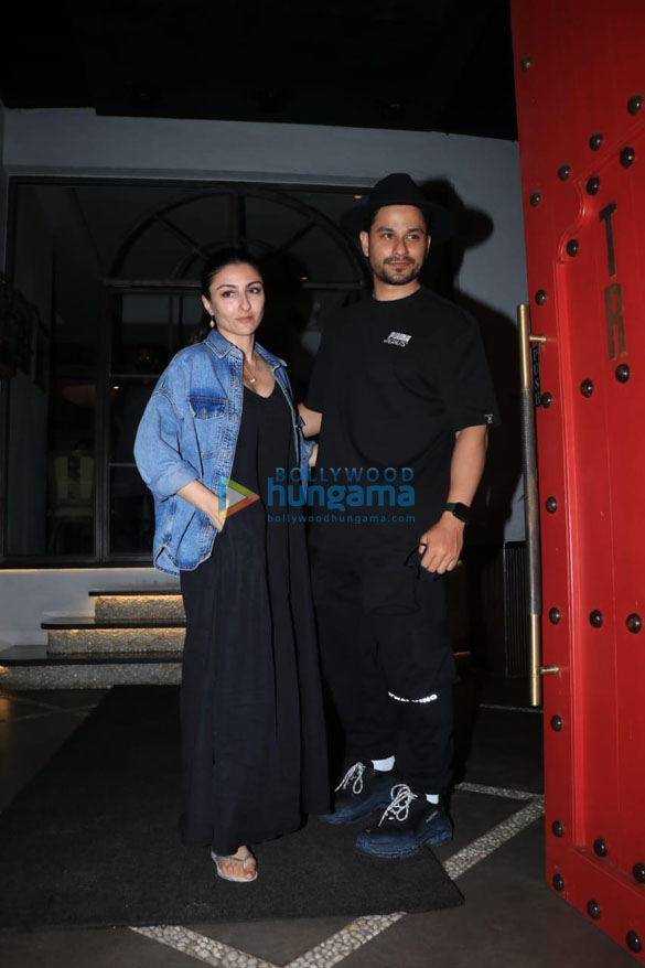 Photos: Soha Ali Khan and Kunal Khemu snapped at Tori restaurant Photos: Soha Ali Khan and Kunal Khemu snapped at Tori restaurant