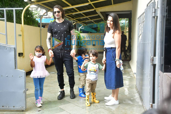photos sunny leone and daniel weber snapped at earth cafe in bandra 1
