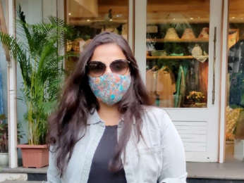 Photos: Vidya Balan snapped at a store in Santacruz