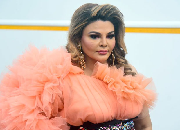 Rakhi Sawant reveals Main Hoon Na audition story, how she hid glam clothes from chawl neighbours Rakhi Sawant reveals Main Hoon Na audition story, how she hid glam clothes from chawl neighbours