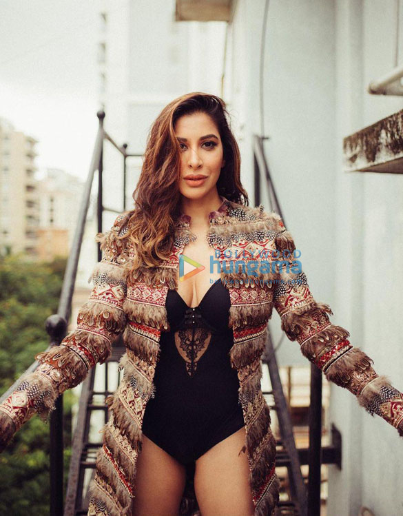 sophie choudry 1982021 5