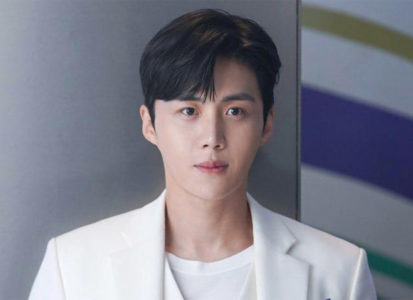 After Hometown Cha Cha Cha Kim Seon Ho to make his big screen