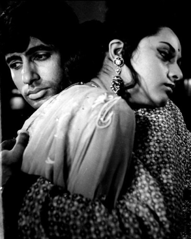 Amitabh Bachchan shares a throwback picture of his 49-year-old film 'Bansi Aur Birju' Amitabh Bachchan shares a throwback picture of his 49-year-old film 'Bansi Aur Birju'