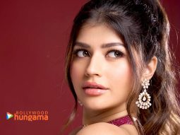 Anjini Dhawan wallpapers