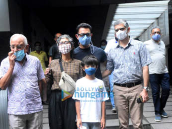 Photos: Aamir Khan, Kiran Rao and Azad Khan spotted in Bandra