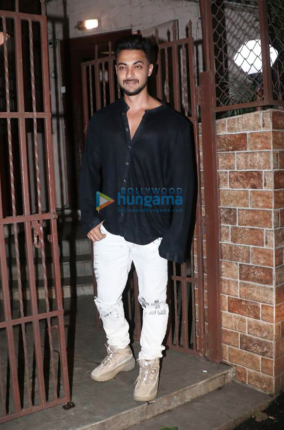 photos aayush sharma snapped at dubbing studio in bandra 1