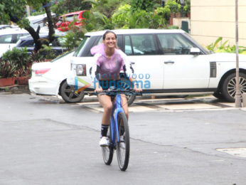 Photos: Aisha Sharma spotted in Bandra