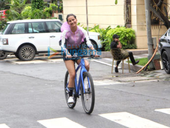 Photos: Aisha Sharma spotted in Bandra