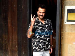 Photos: Anil Kapoor snapped in Juhu