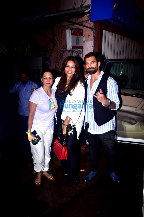 Photos: Bipasha Basu and Karan Singh Grover spotted at Pali Village Cafe in Bandra Photos: Bipasha Basu and Karan Singh Grover spotted at Pali Village Cafe in Bandra