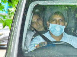 Photos: Celebs attend Akshay Kumar’s mother Aruna Bhatia’s funeral