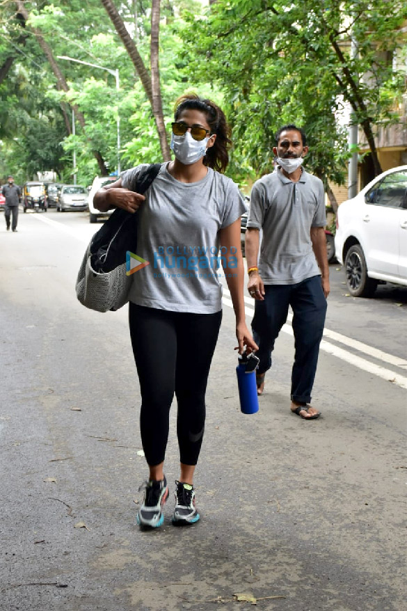 photos chitrangda singh snapped at the gym in juhu 2