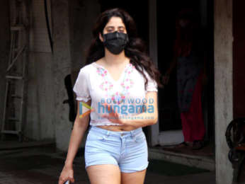 Photos: Janhvi Kapoor spotted at pilates studio in Santacruz