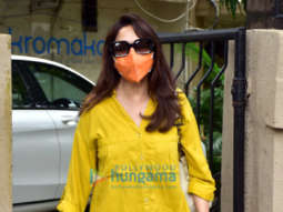 Photos: Madhuri Dixit and Huma Qureshi snapped in Juhu