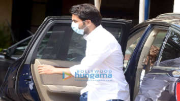 Photos: Rajkummar Rao, Patralekha, Arti Singh and others snapped at Sidharth Shukla’s residence