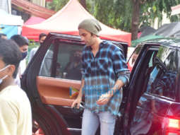 Photos: Ranbir Kapoor spotted at Mehboob Studio