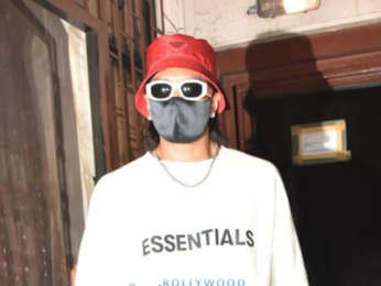 Photos: Ranveer Singh snapped at a dubbing studio in Bandra