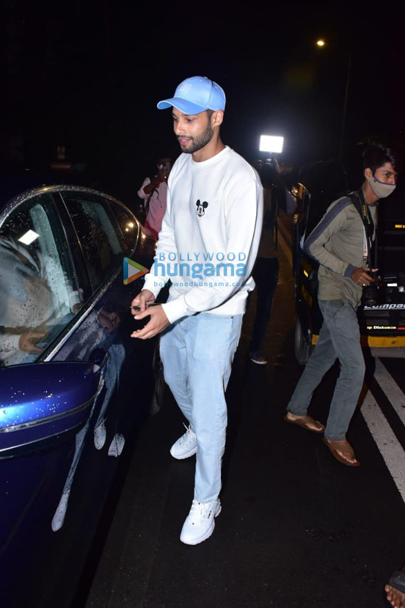 photos siddhant chaturvedi snapped at murad khetanis house in juhu 2