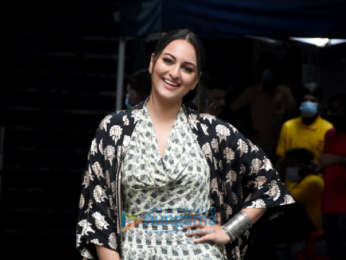 Photos: Sonakshi Sinha spotted on the sets of Dance Deewane in Goregaon