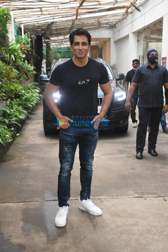photos sonu sood snapped at dubbing studio in juhu 1